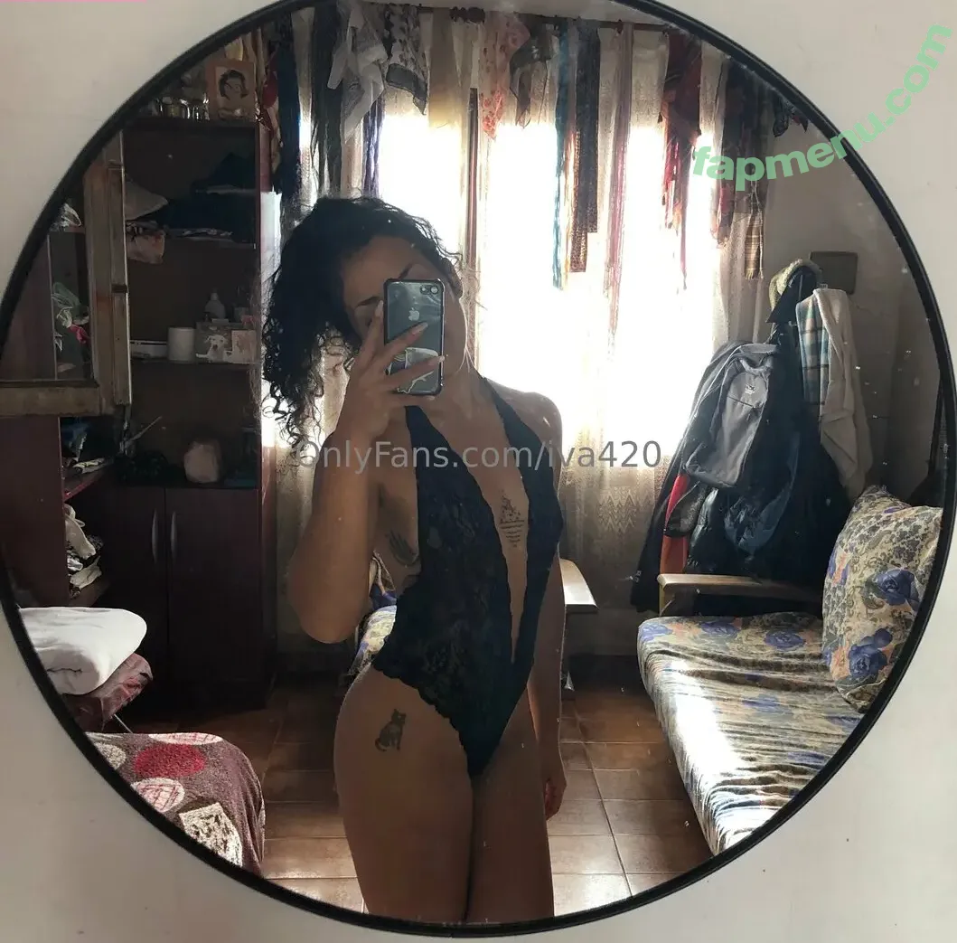 iva420 nude photo #0001 (iva420)