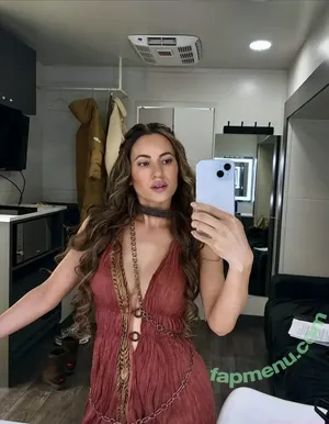 Ivana Baquero / ivanabaquero nude photo #0364