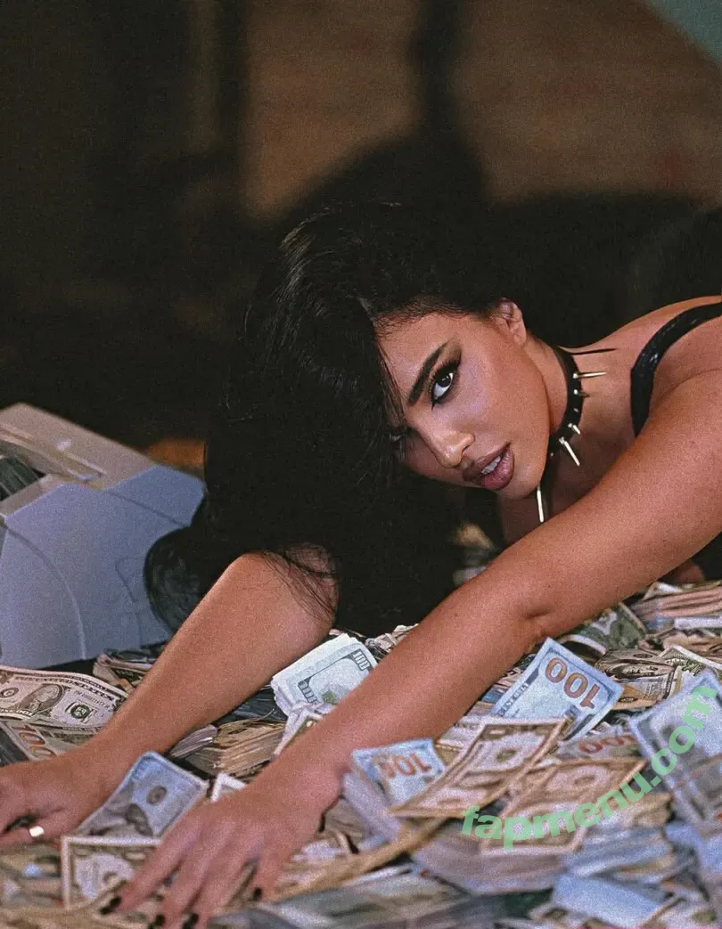 Ivana Knoll nude photo #0507 (knolldoll)