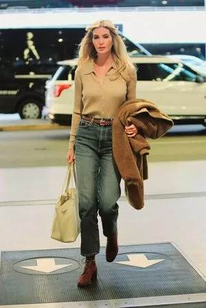 Ivanka Trump / IvankaTrump nude photo #0086