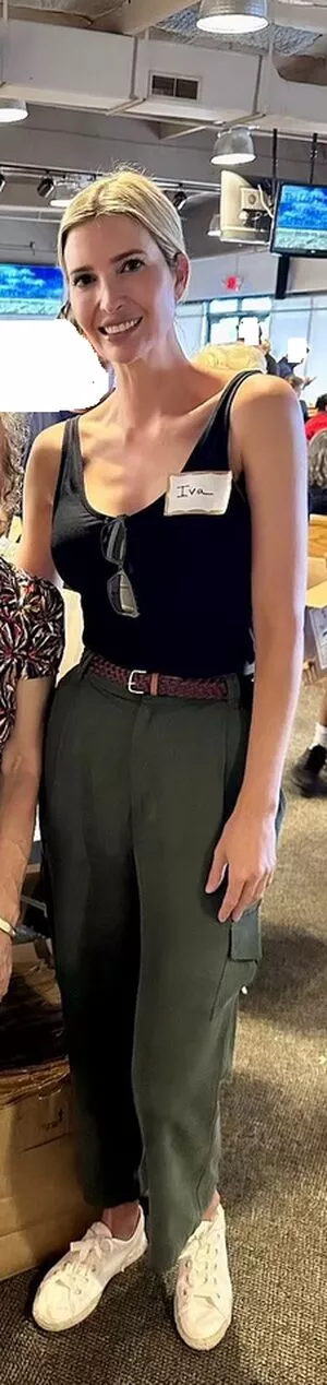 Ivanka Trump / IvankaTrump nude photo #0210