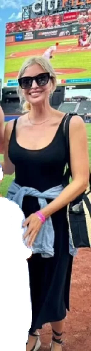 Ivanka Trump / IvankaTrump nude photo #0242