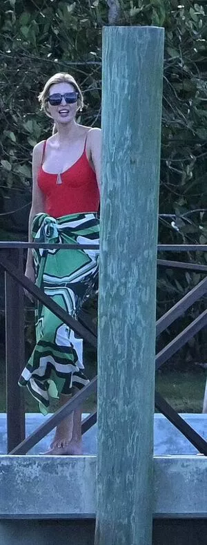 Ivanka Trump / IvankaTrump nude photo #0263