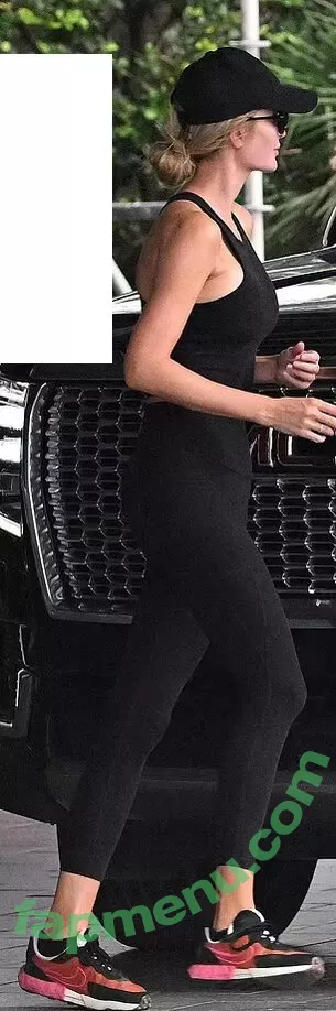 Ivanka Trump nude photo #0243 (IvankaTrump)