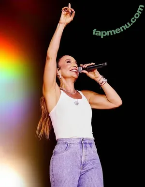 Ivete Sangalo / iammagicboy / ivetesangalo nude photo #0071