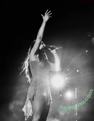 Ivete Sangalo / iammagicboy / ivetesangalo nude photo #0088