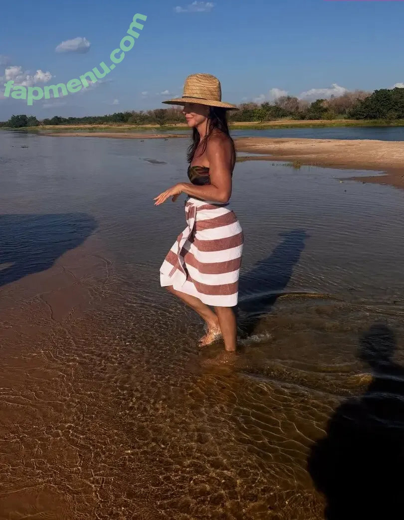 Ivete Sangalo nude photo #0170 (iammagicboy / ivetesangalo)