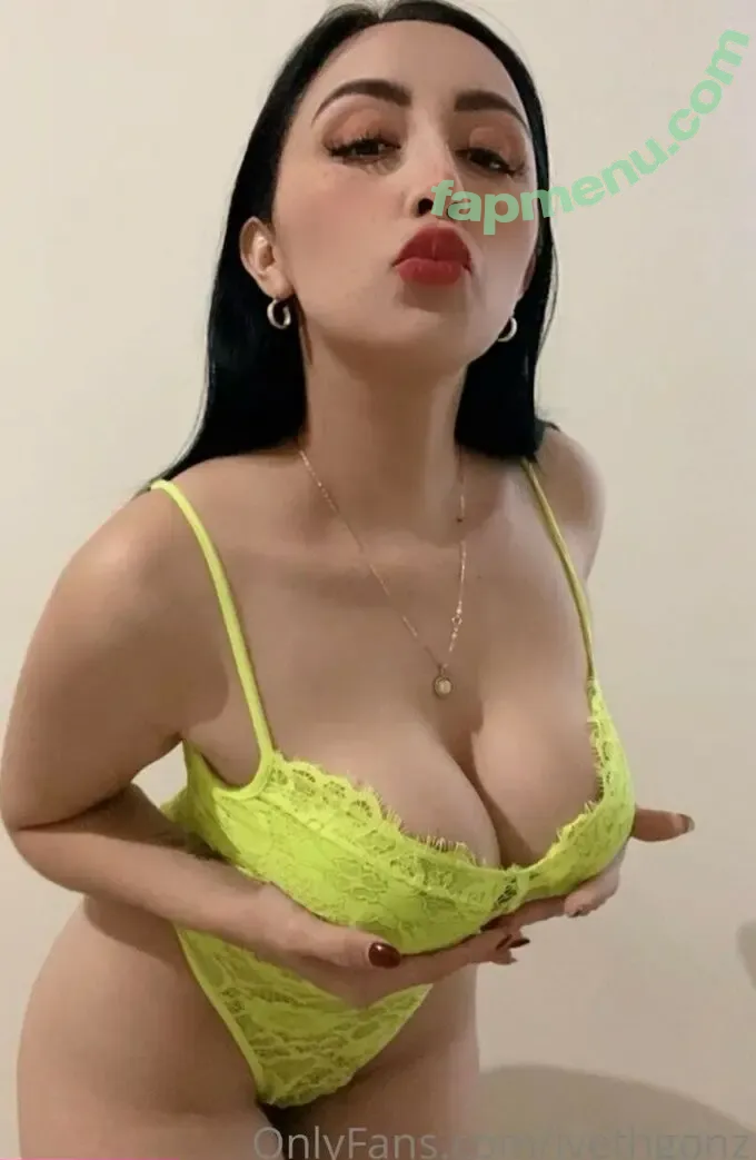 IvethGonz nude photo #0027 (Iveth.gonz / ivethgonz1)