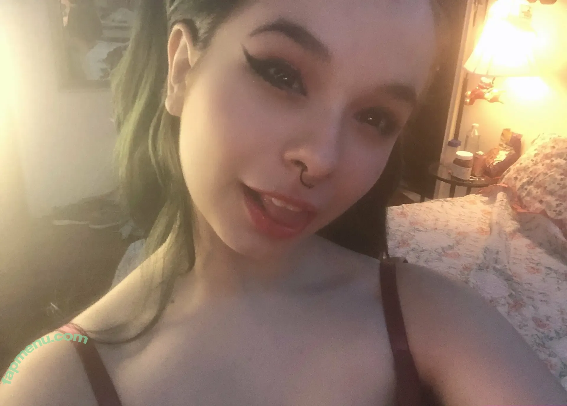 ivey.jade nude photo #0028 (ivey_baker17)