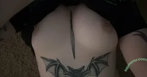 ivievampire / enchanted.doe / ivie.vampire / pixie.jenna / pixiejennaa nude photo #0035