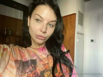 Ivy Lebelle / anyuser / itsivylebelle nude photo #0183