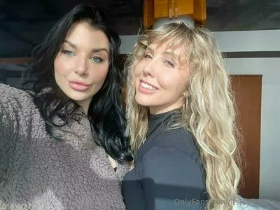 Ivy Lebelle / anyuser / itsivylebelle nude photo #0187