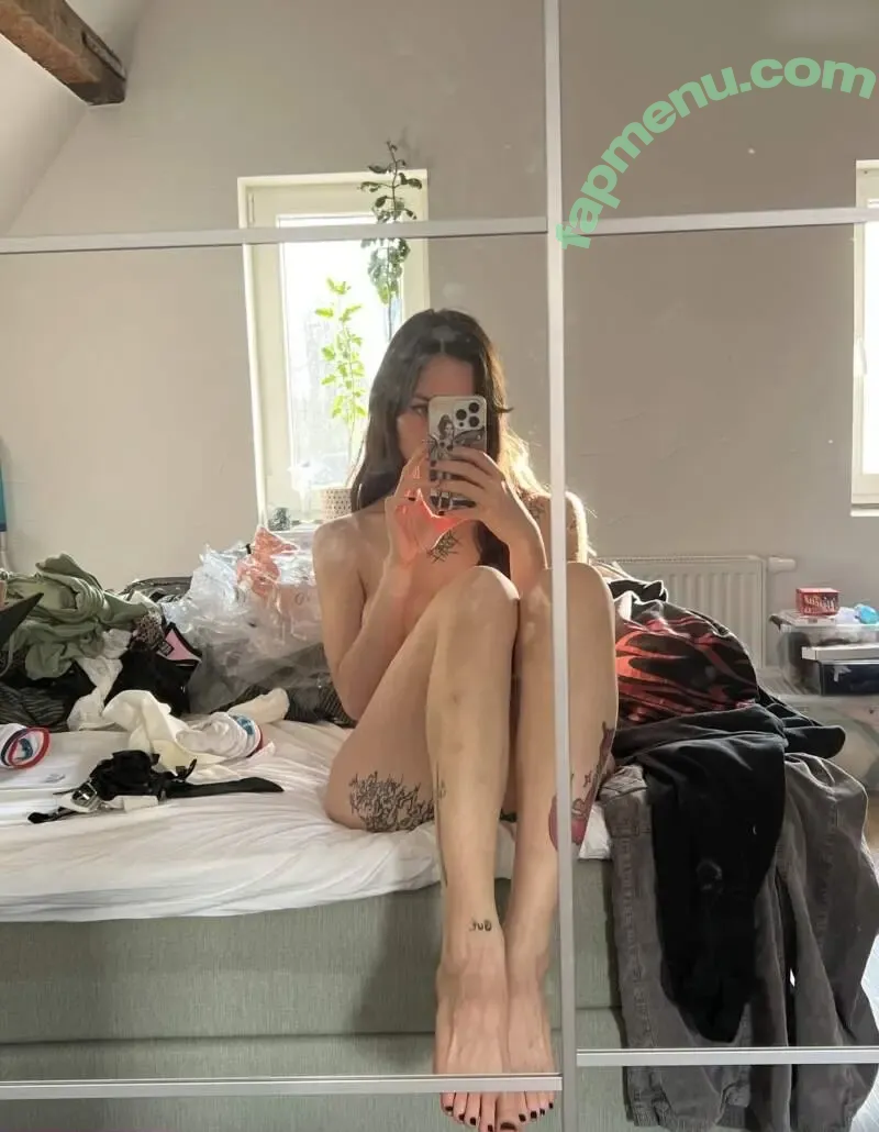 Ivy Piper nude photo #0006 (Ivypiperr / ivypiper / lazzysazzy)