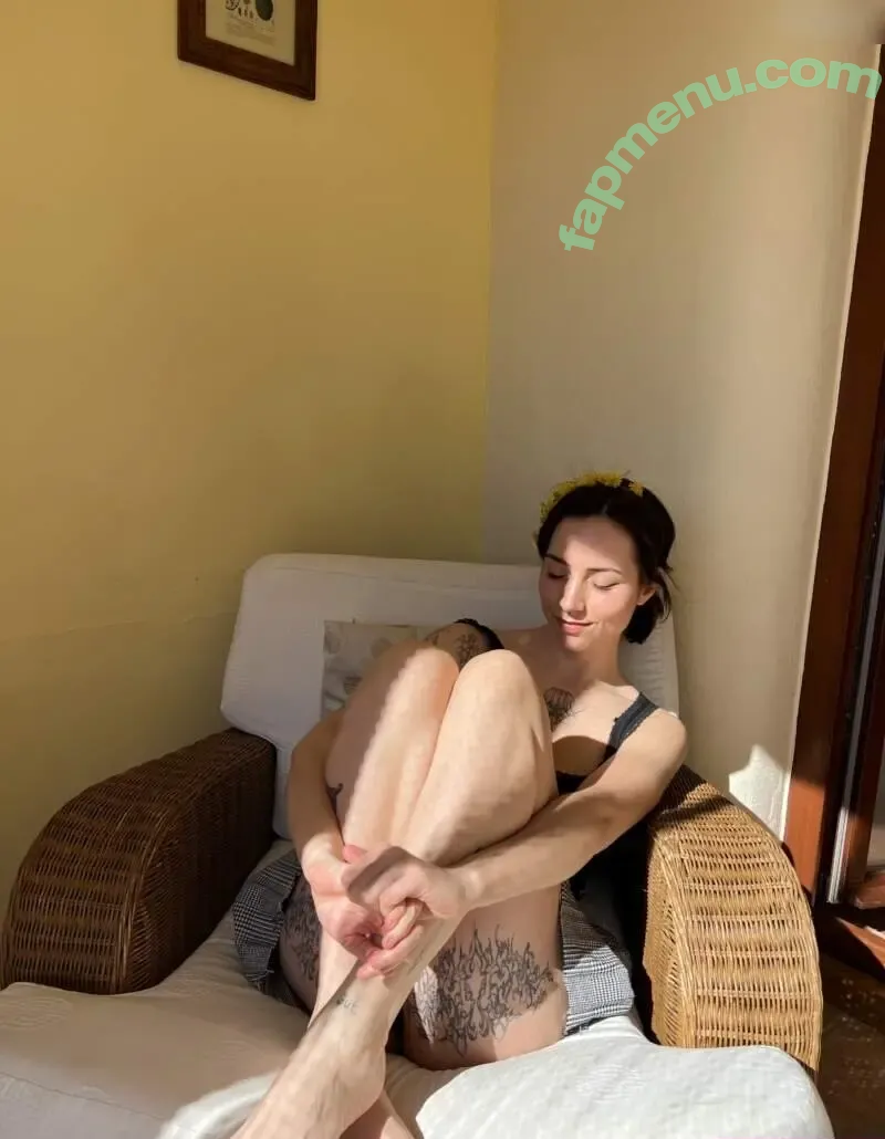 Ivy Piper nude photo #0059 (Ivypiperr / ivypiper / lazzysazzy)