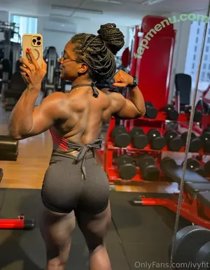 ivyfit / AriiGalaxyy / ivonnefit / soychocofit nude photo #0006