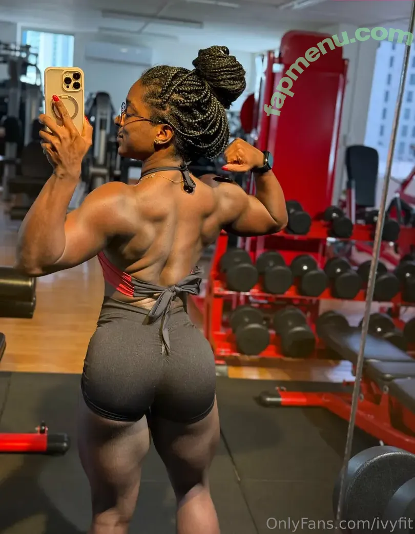 ivyfit nude photo #0006 (AriiGalaxyy / ivonnefit / soychocofit)