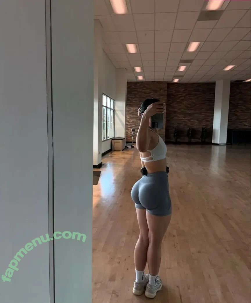 Ivyroz nude photo #0014 (Https: / iveswass)