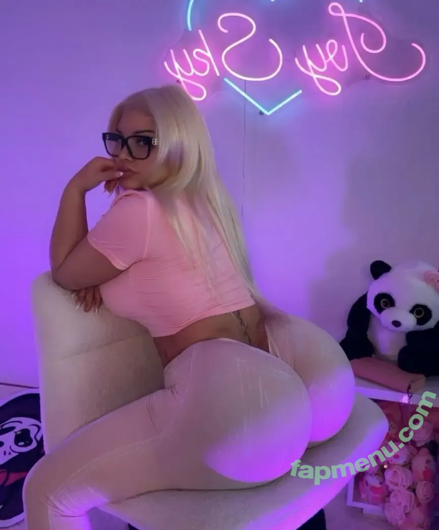 IvySky nude photo #0088 (itsivysky / ivysky.sunspot / ivyskyofficial)