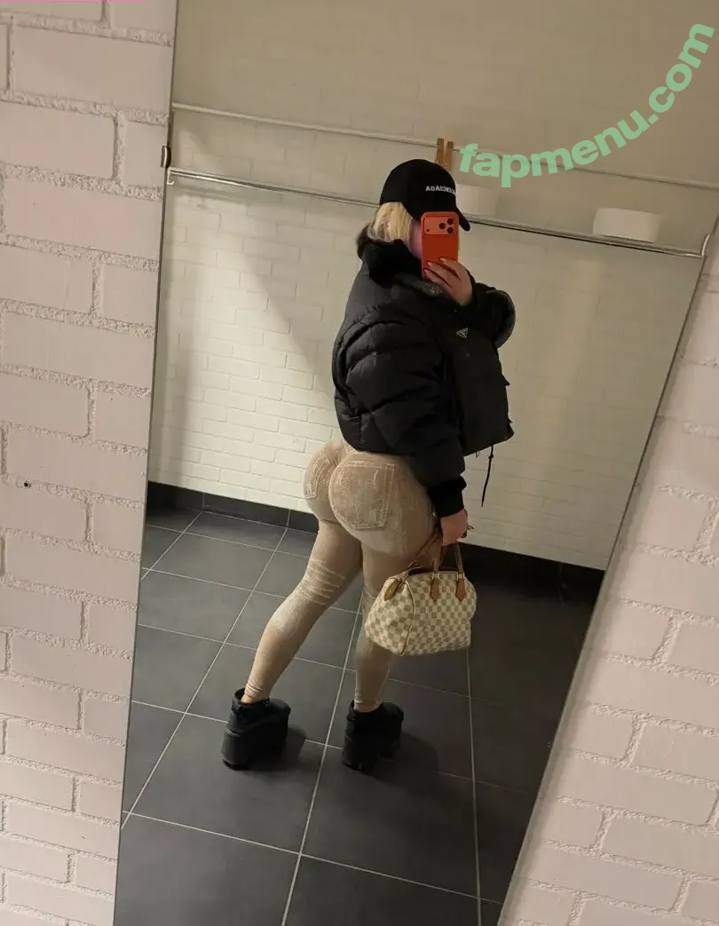 IvySky nude photo #0188 (itsivysky / ivysky.sunspot / ivyskyofficial)