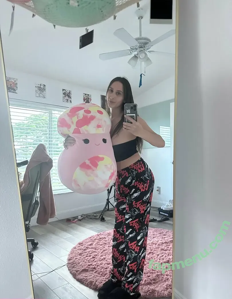 iwantashleyadams nude photo #0214 (ashleyashwey)