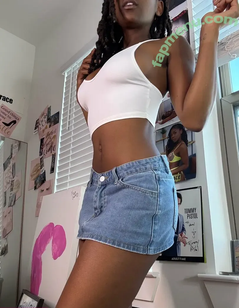 iwanthazelgrace nude photo #0180 (thehazelgracexx)