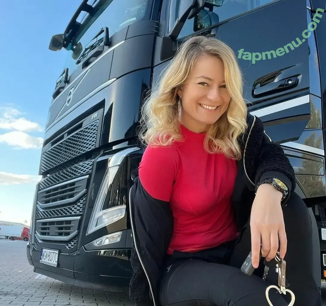 Iwona Blecharczyk nude photo #0089 (iwonablecharczyk_official)