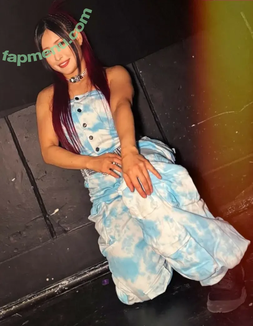 Iyo Sky nude photo #0890 (Io Shirai / iyoaghedo)