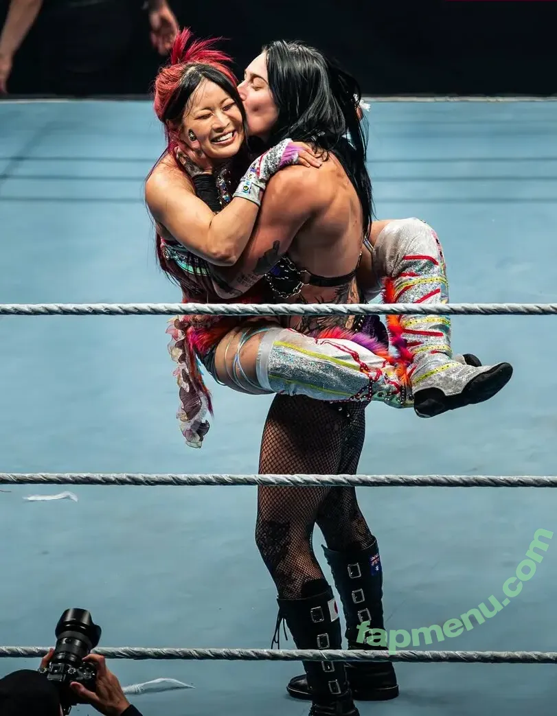 Iyo Sky nude photo #0979 (Io Shirai / iyoaghedo)