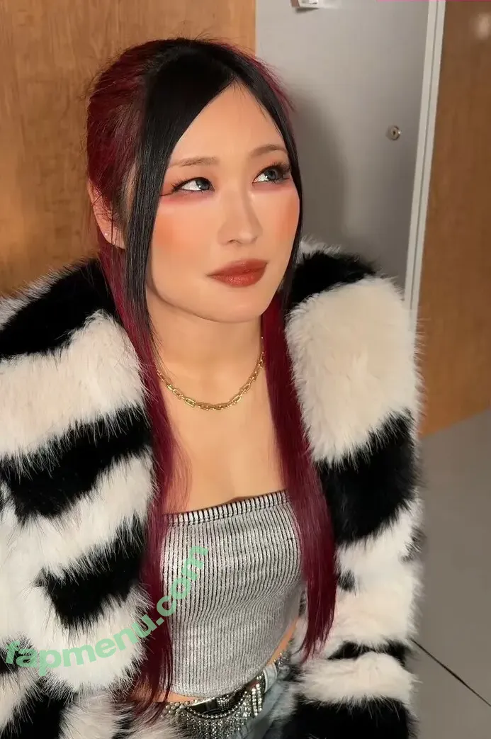 Iyo Sky nude photo #1016 (Io Shirai / iyoaghedo)