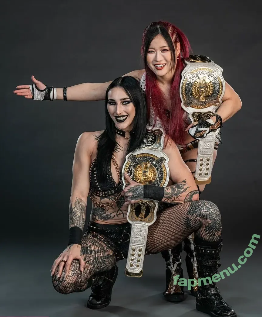 Iyo Sky nude photo #1088 (Io Shirai / iyoaghedo)