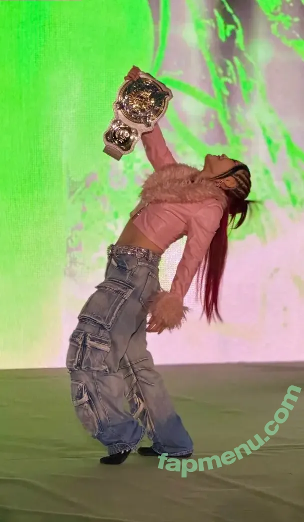 Iyo Sky nude photo #1091 (Io Shirai / iyoaghedo)