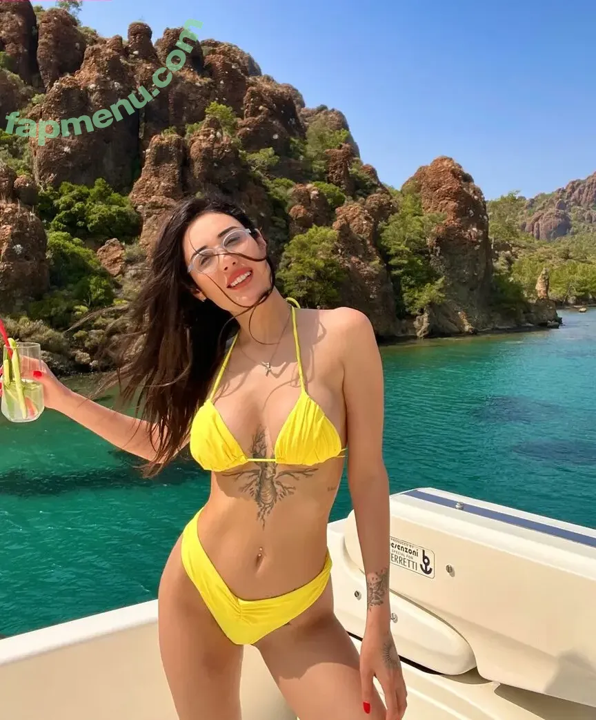 iz_bendim nude photo #0008 (tamarabojanic)