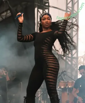 Iza Cantora / iza nude photo #0225