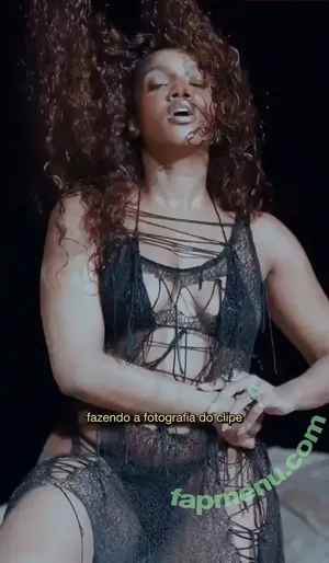 Iza Cantora / iza nude photo #0287