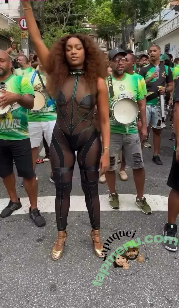 Iza Cantora nude photo #0209 (iza)