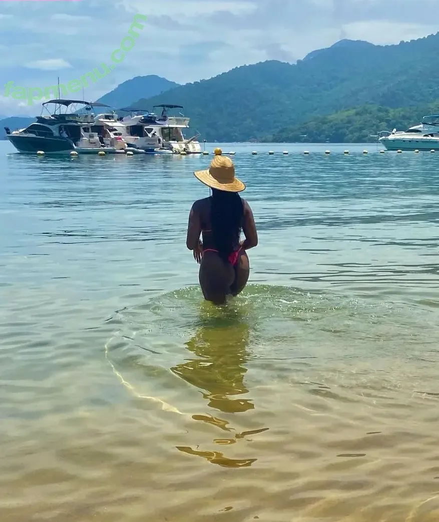 Iza Cantora nude photo #0232 (iza)