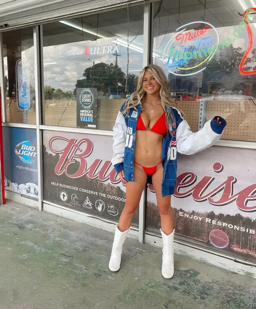 Iza Leslie nude photo #0119 (izaleslie / izzybaby34)