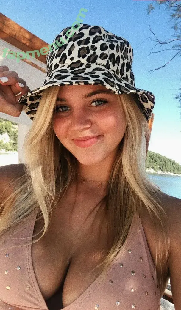 Iza Leslie nude photo #0160 (izaleslie / izzybaby34)