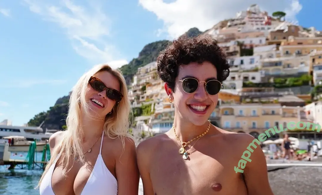 Iza Leslie nude photo #0256 (izaleslie / izzybaby34)