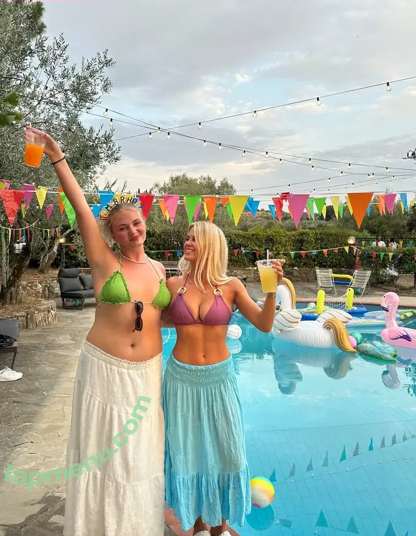 Iza Leslie nude photo #0264 (izaleslie / izzybaby34)