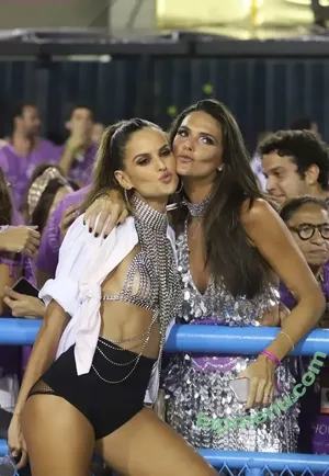 Izabel Goulart / iza_goulart / izabelgoulart nude photo #0789