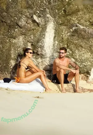 Izabel Goulart / iza_goulart / izabelgoulart nude photo #0823