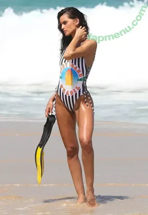 Izabel Goulart / iza_goulart / izabelgoulart nude photo #0900