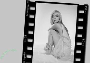 Izabella Scorupco / izabellascorupco nude photo #0009