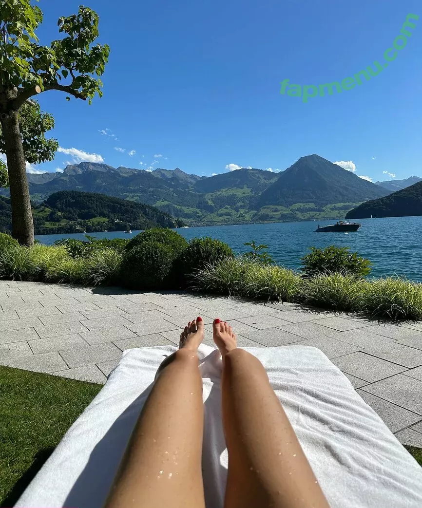 izemnb nude photo #0043 (izemnb)