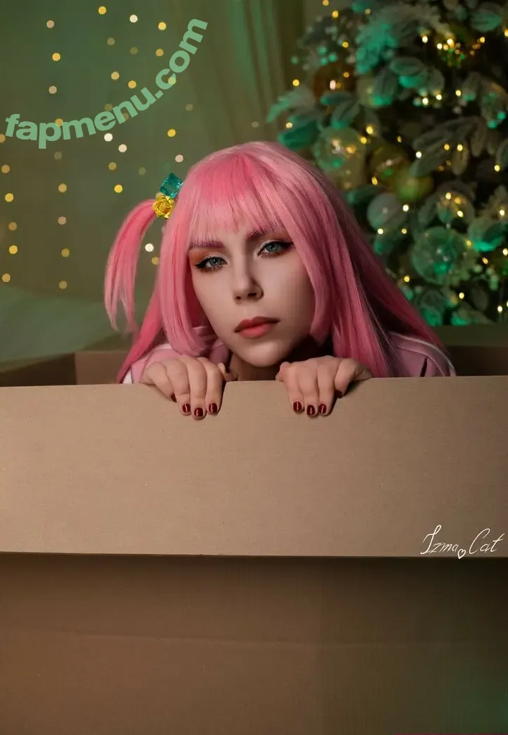 Izmacat nude photo #0072 (izma.cat)