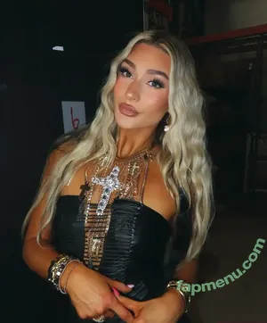 Izzi Dame / WWE NXT / izzi_bee / izzi_wwe nude photo #0220