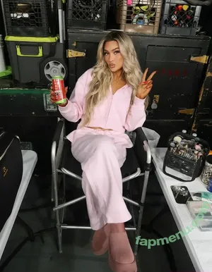 Izzi Dame / WWE NXT / izzi_bee / izzi_wwe nude photo #0467