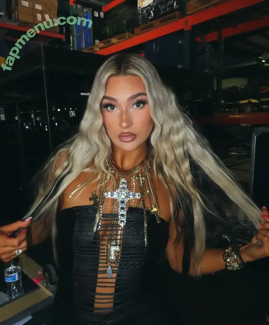Izzi Dame nude photo #0223 (WWE NXT / izzi_bee / izzi_wwe)