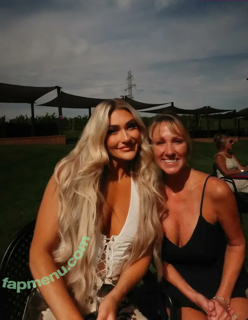 Izzi Dame nude photo #0355 (WWE NXT / izzi_bee / izzi_wwe)